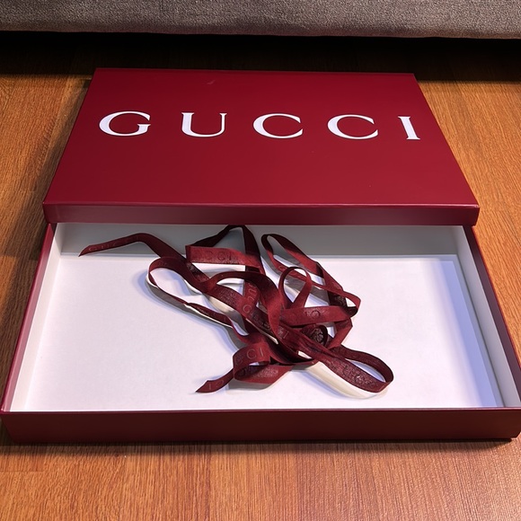 Gucci empty box - Picture 2 of 2